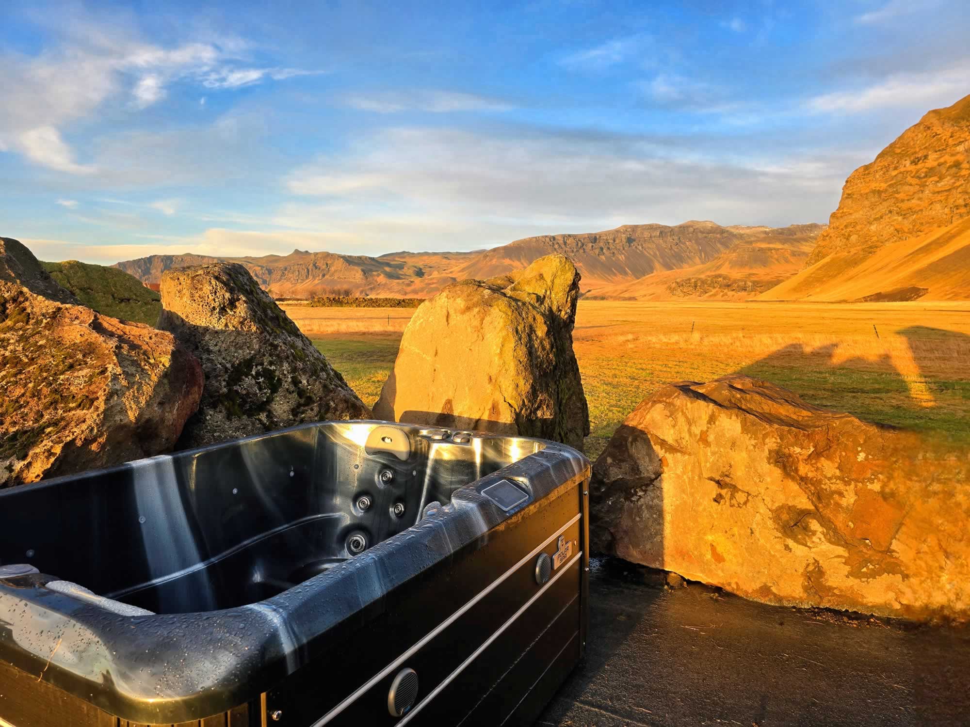 aurora-cabin-2025121316484877