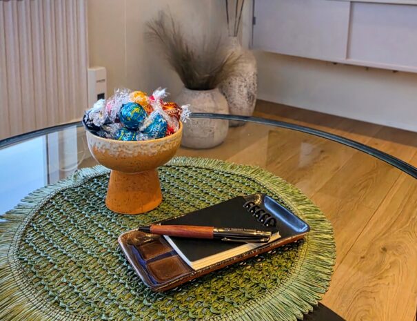 {"data":{"source_platform":"mobile_2","pictureId":"f8a7fb4327204b7b8aa7c65fc55216e4","appversion":"8.4.0","stickerId":"","filterId":"","infoStickerId":"","imageEffectId":"","playId":"","activityName":"","os":"android","product":"retouch","originAppId":"7356","exportType":"","editType":"","alias":"","enterFrom":"enter_launch","capability_key":["edit"],"capability_extra_v2":{"edit":[{"panel":"composition"}]},"effect_type":"tool","effect_id":"edit"},"source_type":"hypic","tiktok_developers_3p_anchor_params":"{"client_key":"awgvo7gzpeas2ho6","template_id":"","filter_id":[],"capability_key":["edit"],"capability_extra_v2":{"edit":[{"panel":"composition"}]}}"}