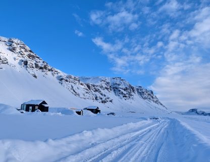 Winter wonderland in Eyjafjöll road to Skógafoss